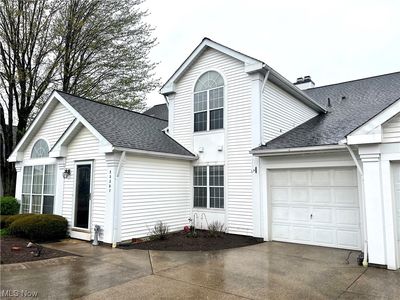 23357 Grist Mill Ct #17-3, Olmsted Falls, OH, 44138