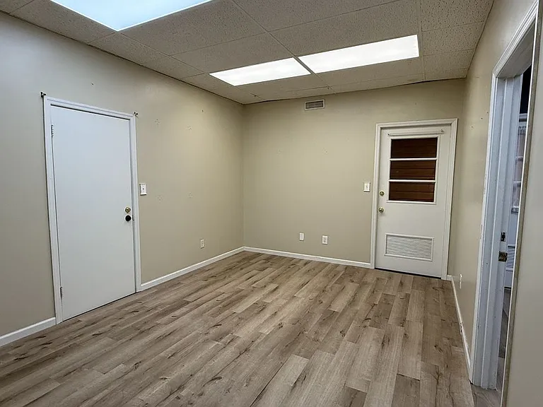 311 N Jackson St #3 — Photo 9