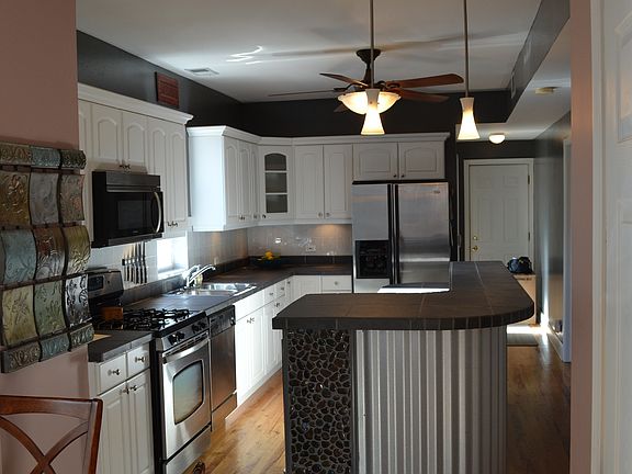 5th image of 3042 N Christiana Ave APT 2