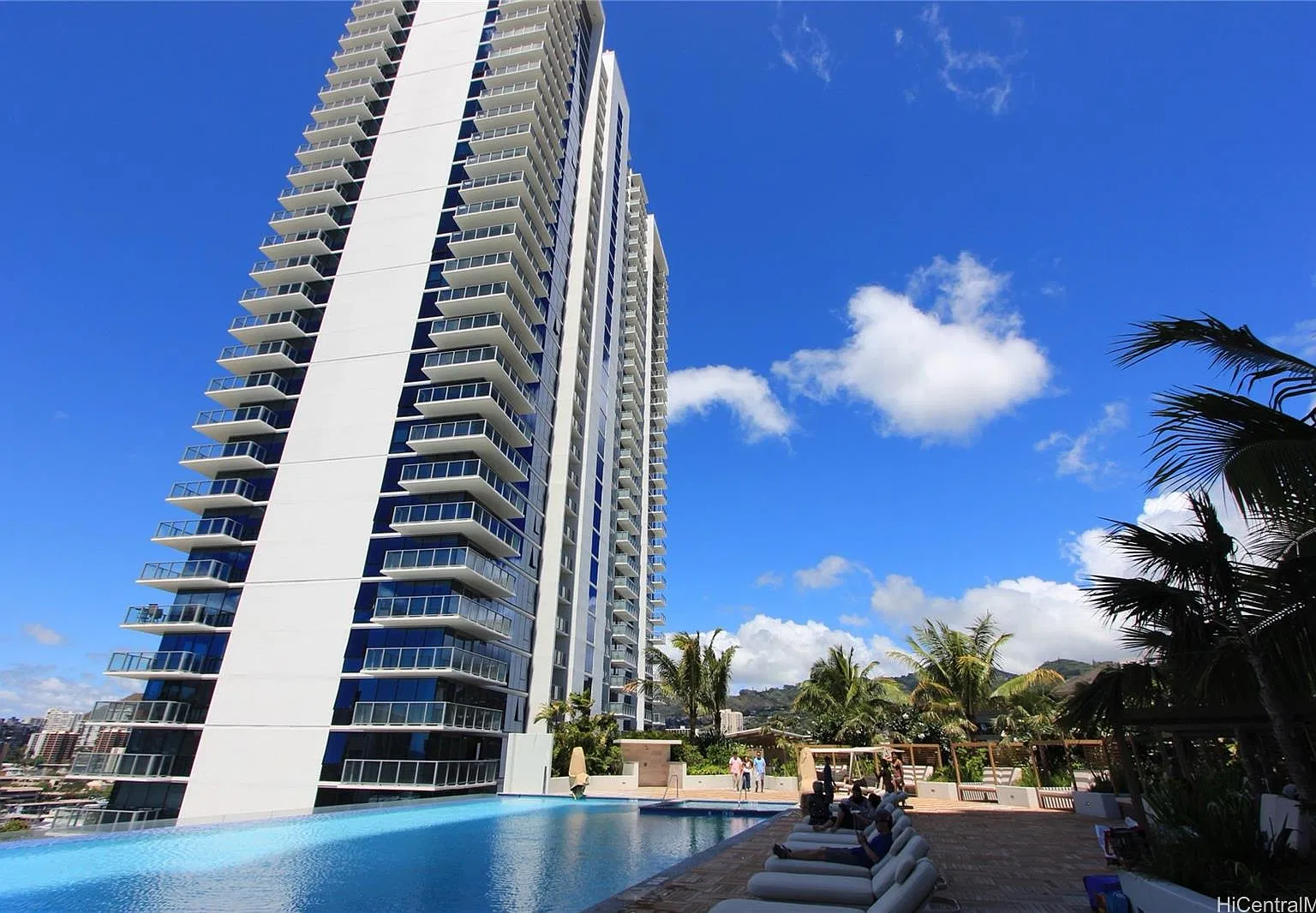 2 bed, 1162 sqft, $4,600 — Photo 3