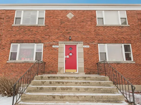 737-739 Garfield St, Oak Park, IL 60304