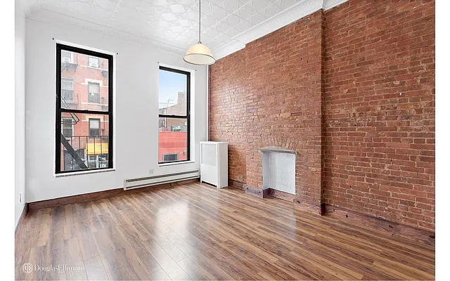 Rented by Douglas Elliman | media 15