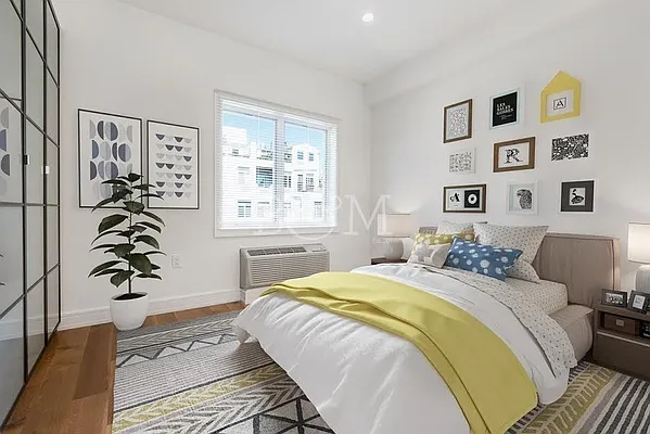 Rented by Brick&Mortar | media 13