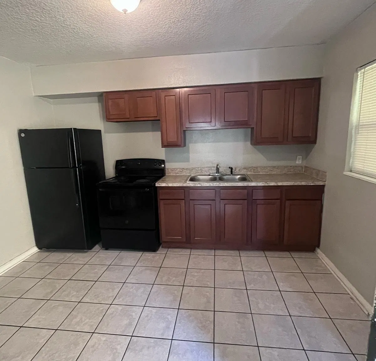 Almeda-3812 N. Canal Street #212 — Photo 2