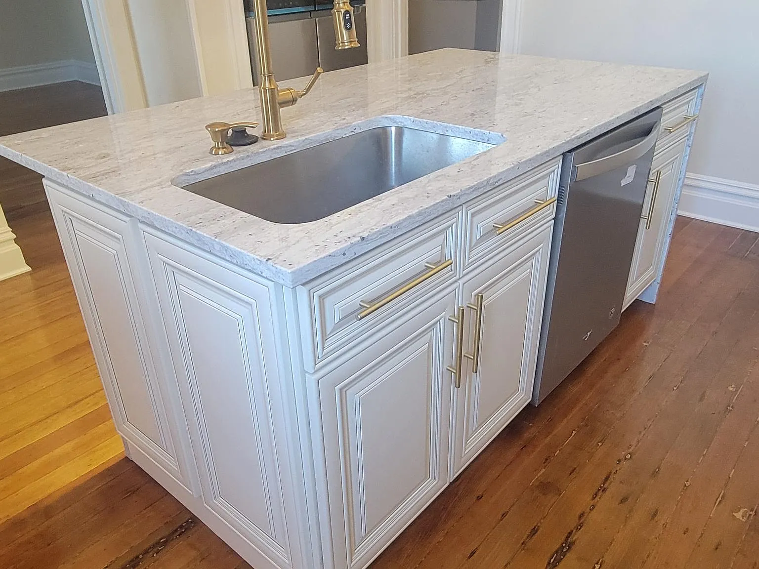 2 bed, 1400 sqft, $1,850 — Photo 3