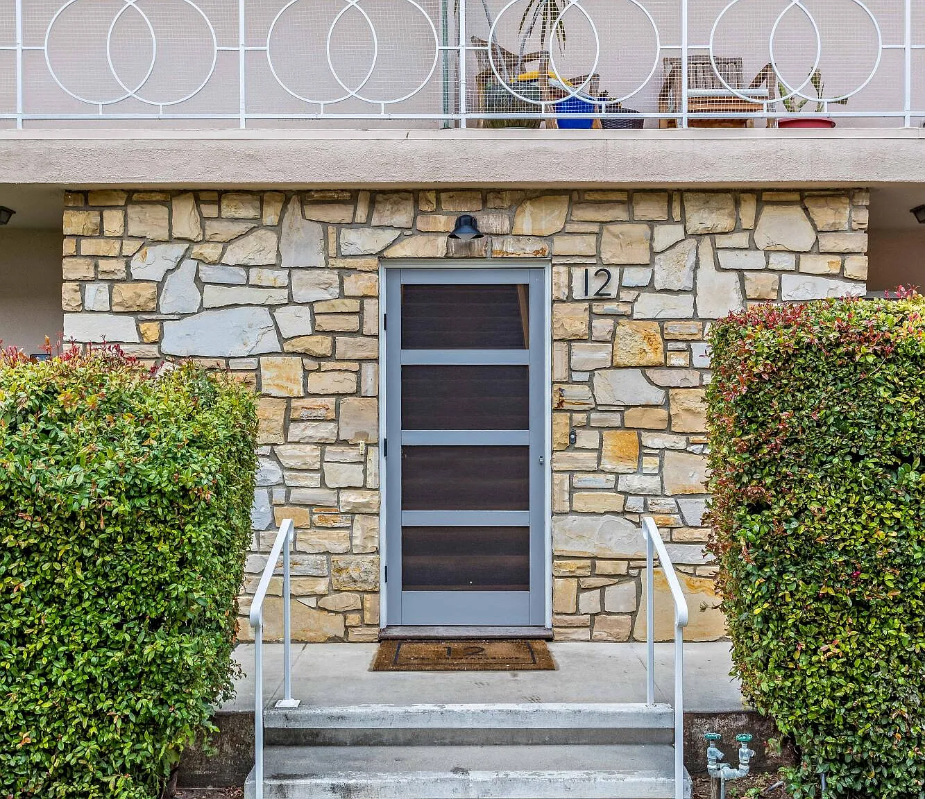 2 bed, 2.0 bath, $4,000 — Photo 3