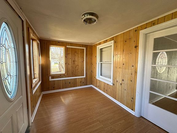 3rd image of 5776 Harlan Dr
