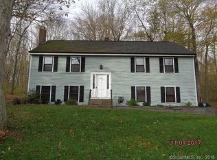 7 Phillip Ln, Ledyard, CT 06339