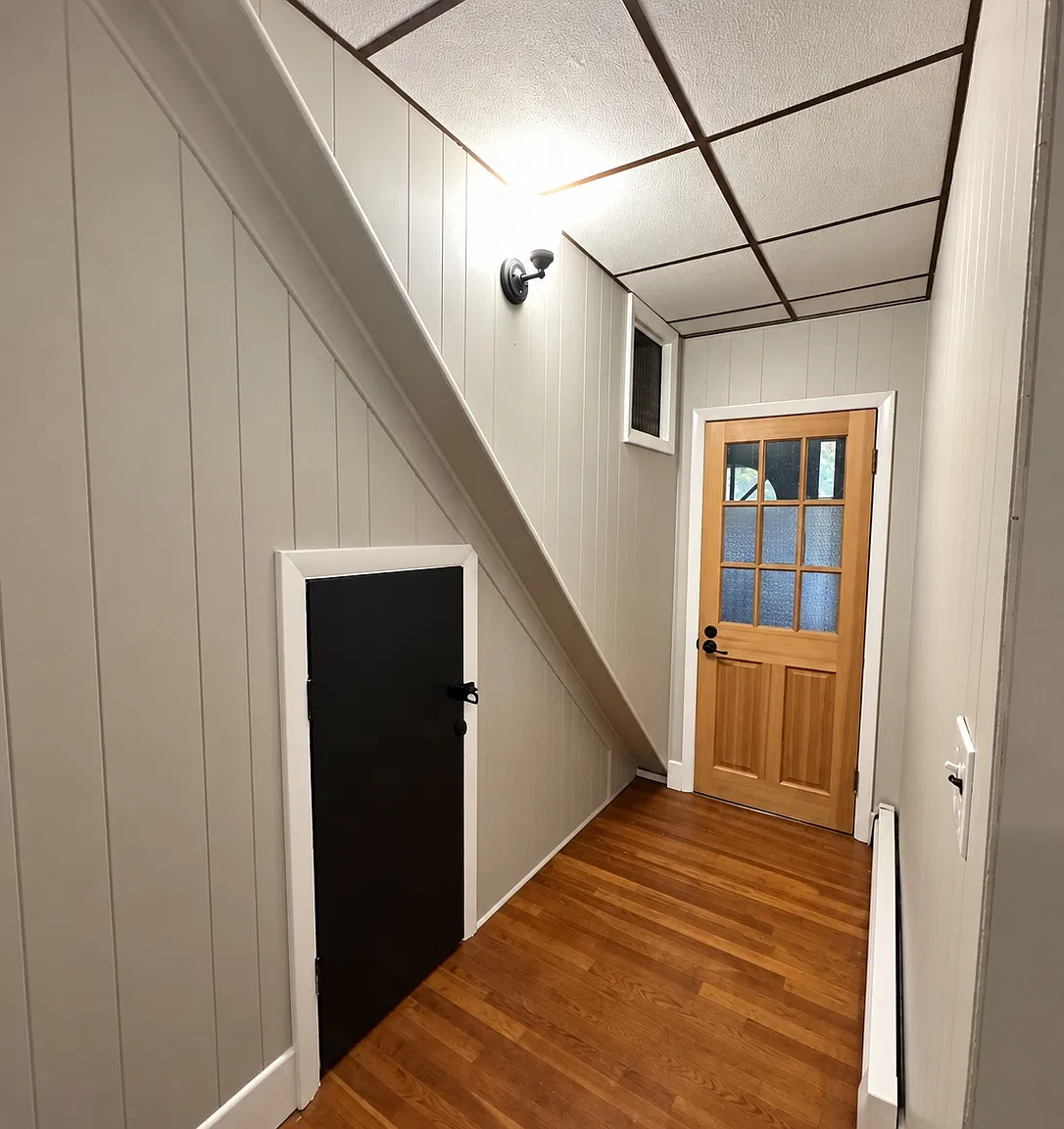 2 bed, 1100 sqft, $2,200 — Photo 1