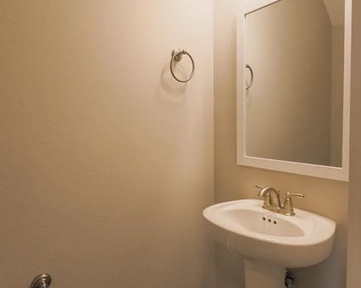 328 Date Palm Ln — Photo 4
