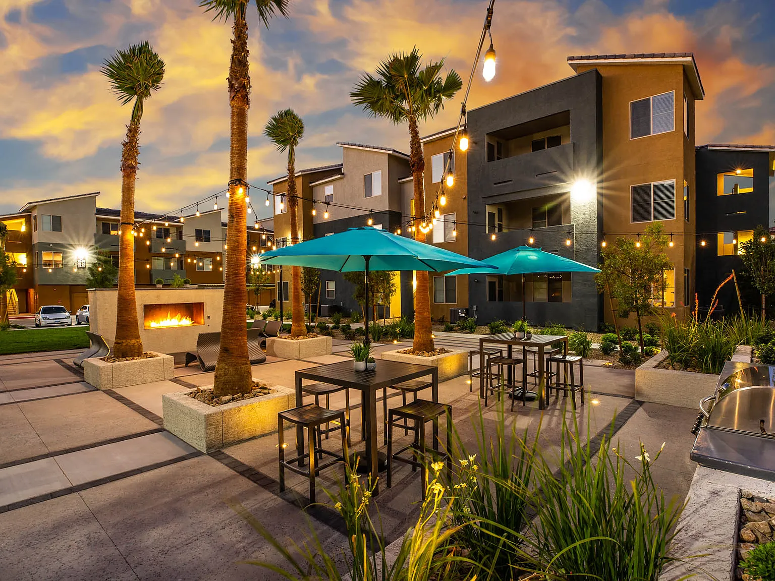SOLANA APARTMENT HOMES — Photo 2