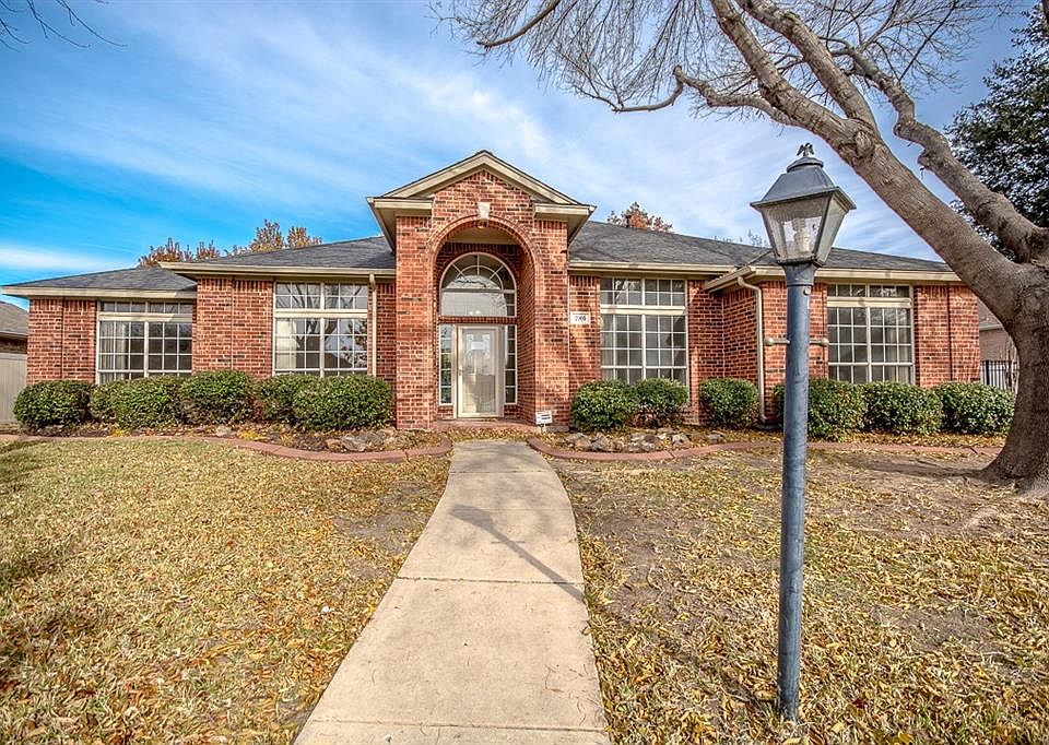 1st image of 2906 Spartacus Dr