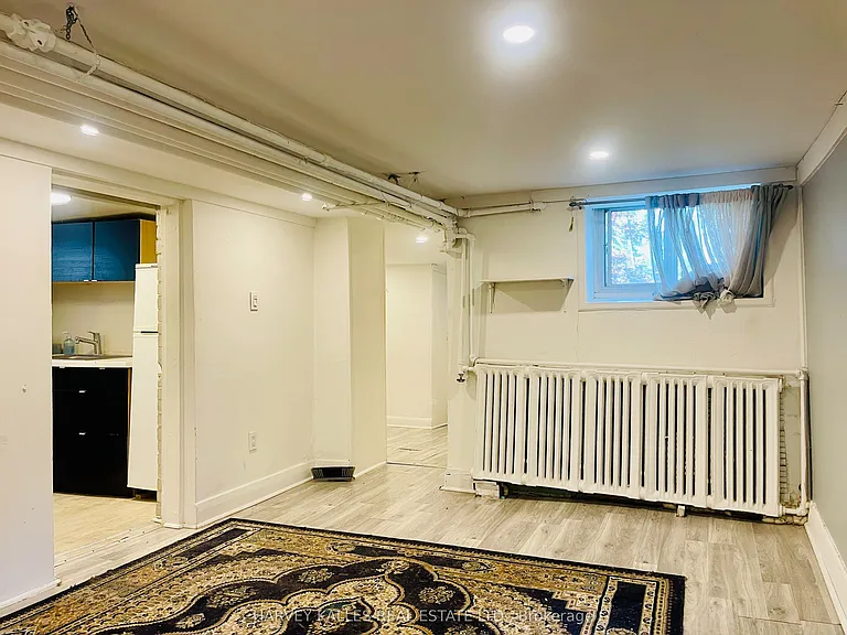 218 Heath St W #BASEMENT — Photo 13