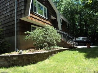 159 Bucknell Trl, Hopatcong, NJ 07843