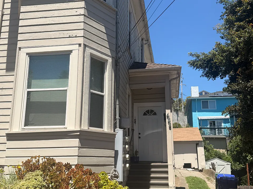 406 Washington Ave #C