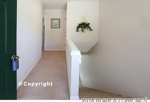3rd image of 1082 Whippoorwill Ln