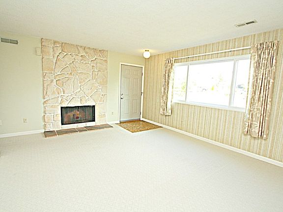 2nd image of 1924 66th Ave NE