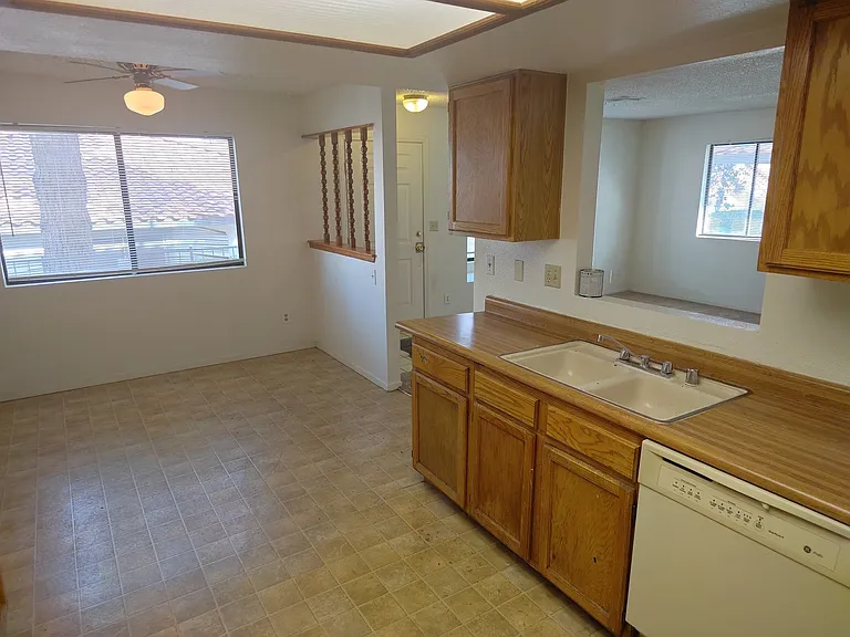 6713 W Charleston Blvd #3 — Photo 16
