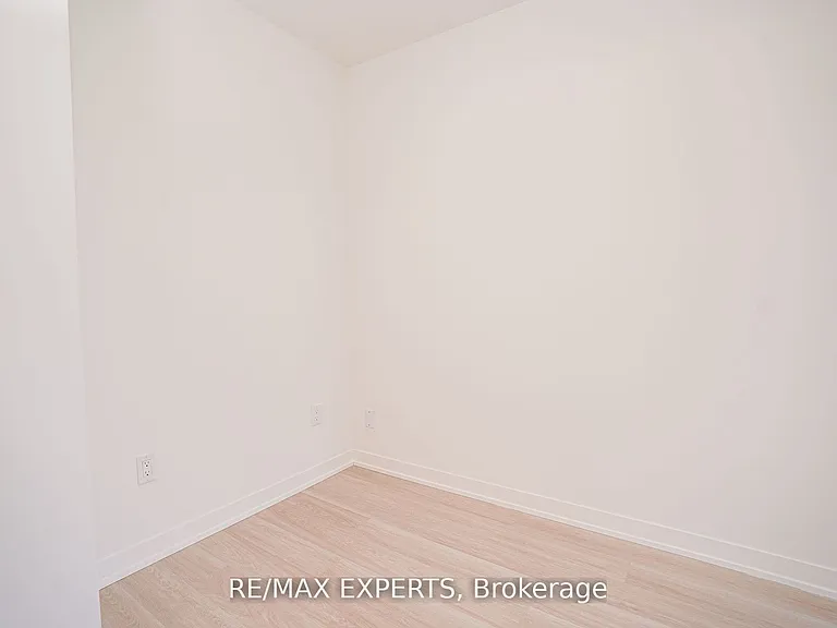 500 Wilson Ave #532 — Photo 18