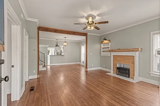 1315 S Evanston Ave — Photo 10