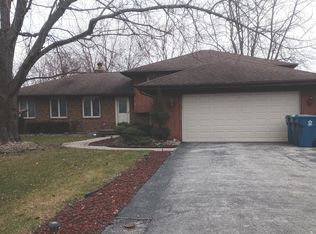 3607 Edward Dr, Crete, IL 60417