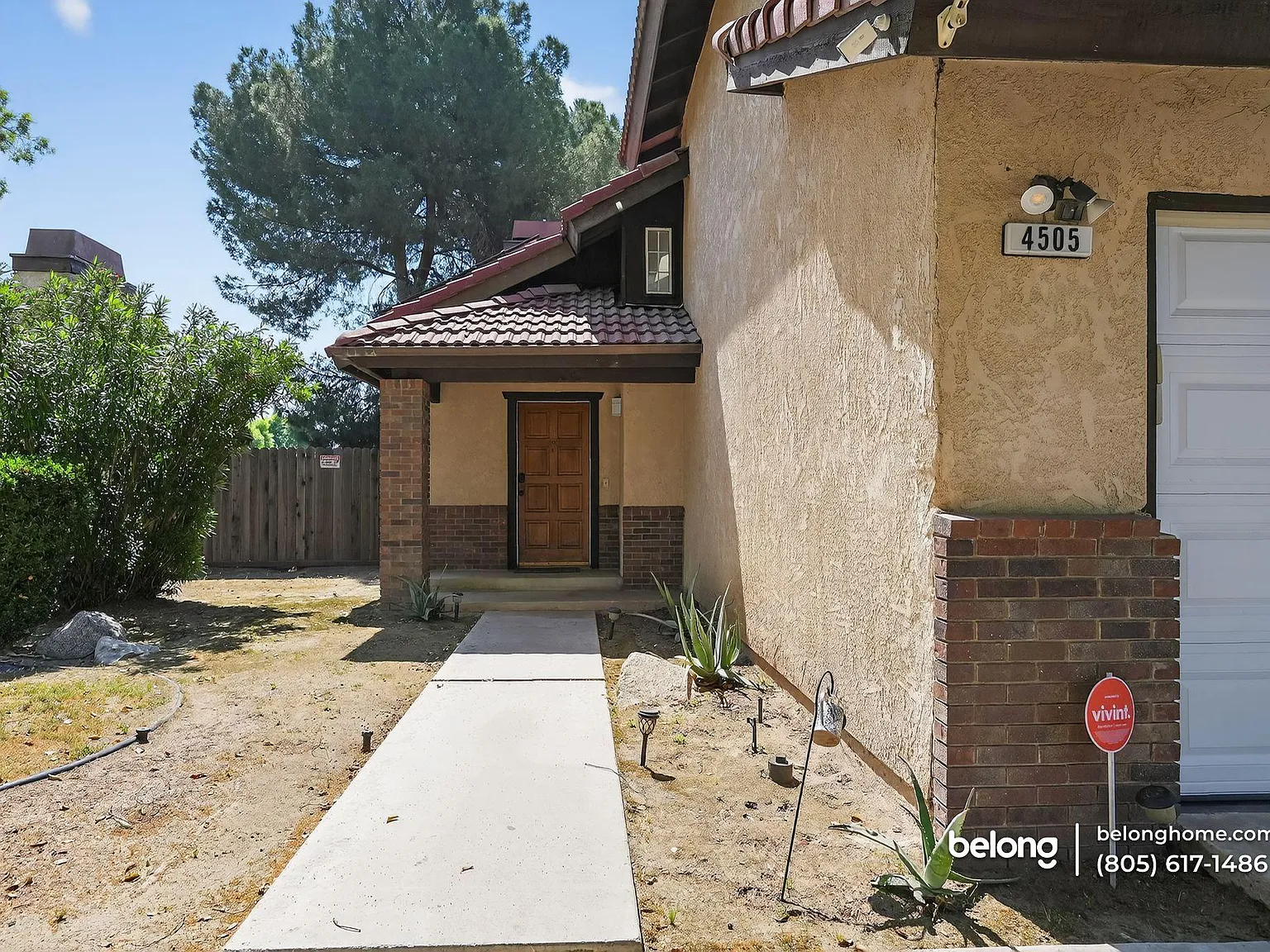 3 bed, 3.0 bath, 1385 sqft, $2,355 — Photo 3