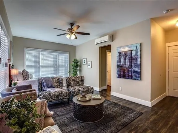 615 N Marsalis Ave APT 10, Dallas, TX 75203