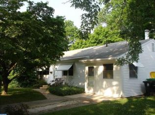 32 Park Ln, Dover, DE 19904