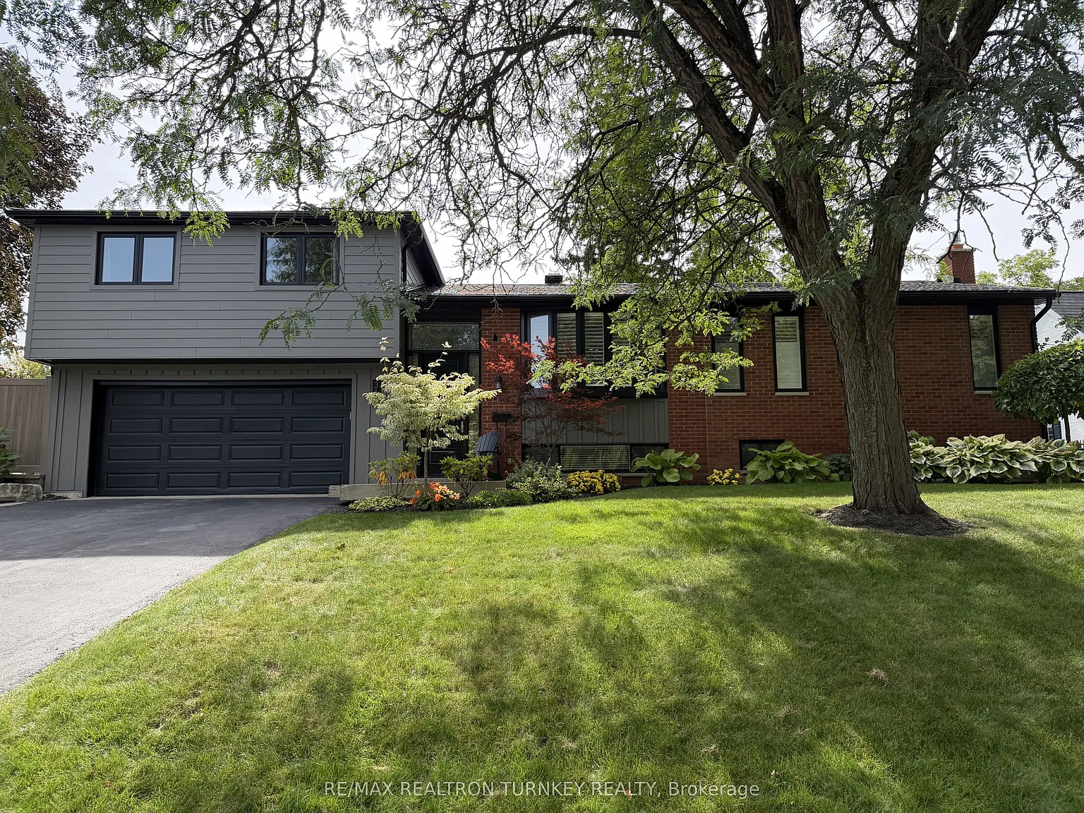 2 bed, $2,100 — Photo 1