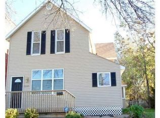1225 E 12th St, Des Moines, IA 50316