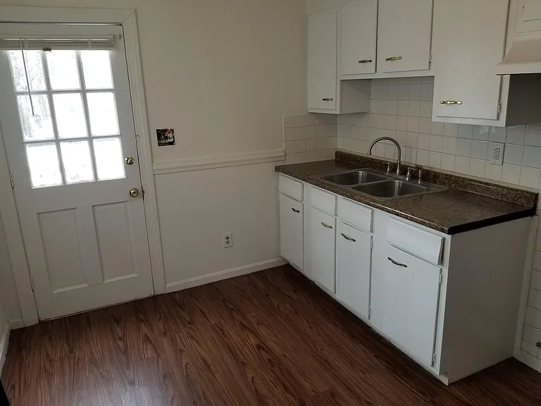 3754 Powell Ave — Photo 3