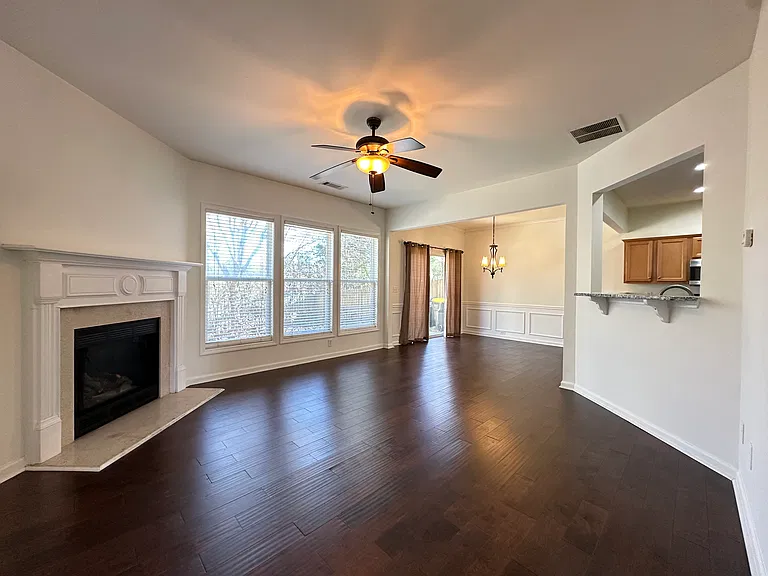 5745 Sterling Ct — Photo 6