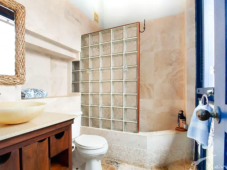 50 Calle De La Cres — Photo 20