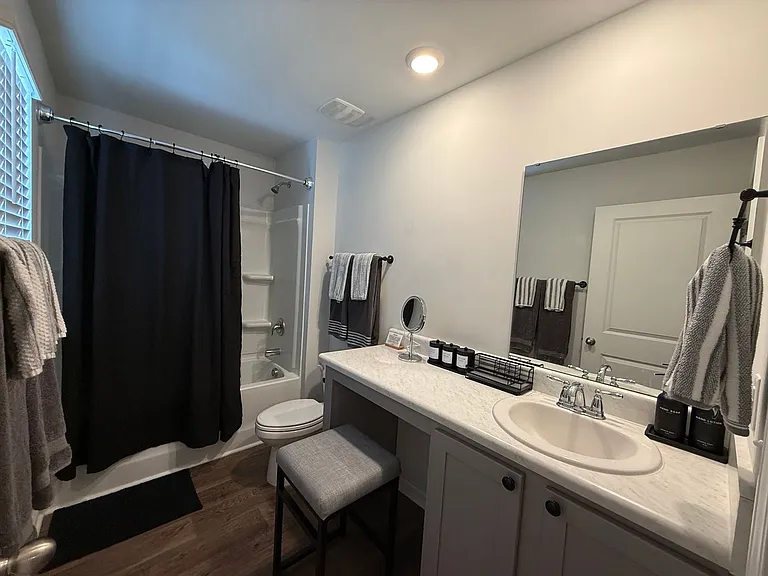 386 High Ridge Ct — Photo 23