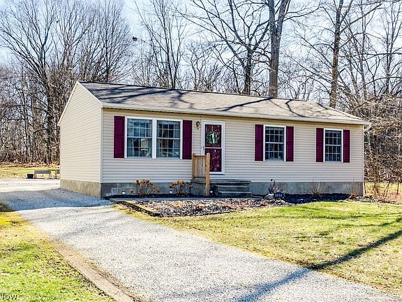 2nd image of 151 Meadowridge Rd