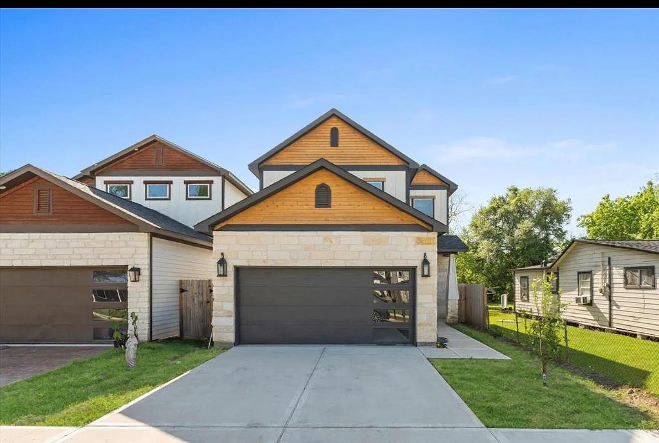 4 bed, 2.5 bath, 1626 sqft, $2,250 — Photo 1