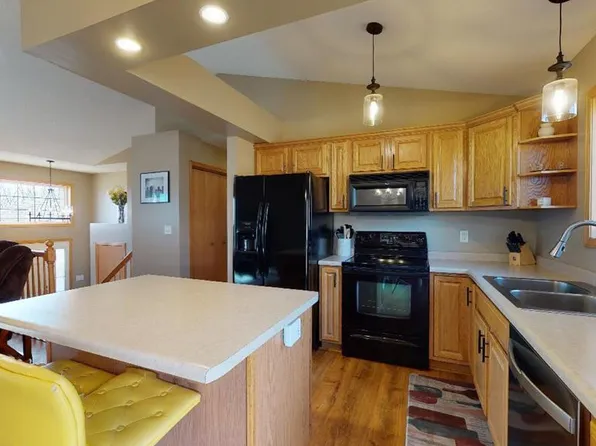 6353 Freedom Ln NW, Rochester, MN 55901