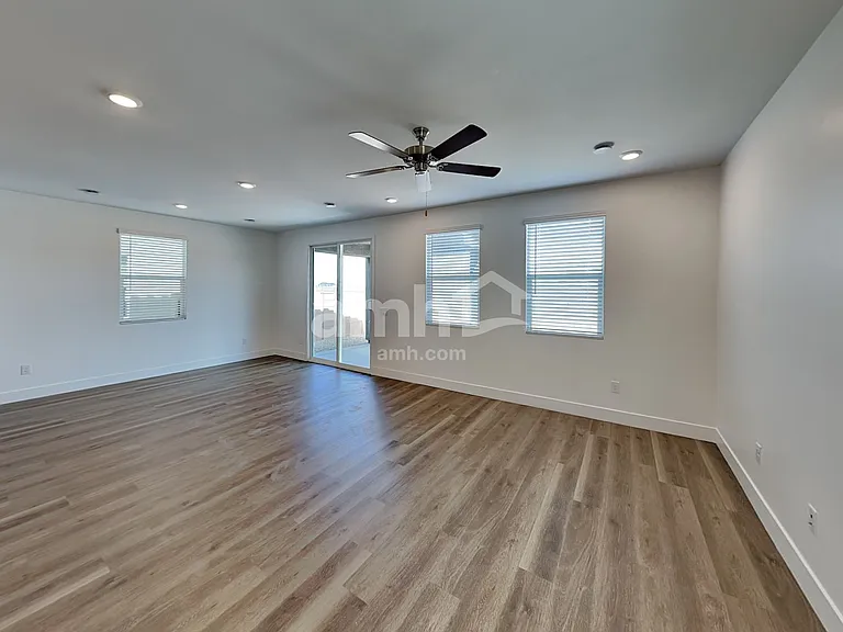 9635 E Harkes Dr — Photo 5