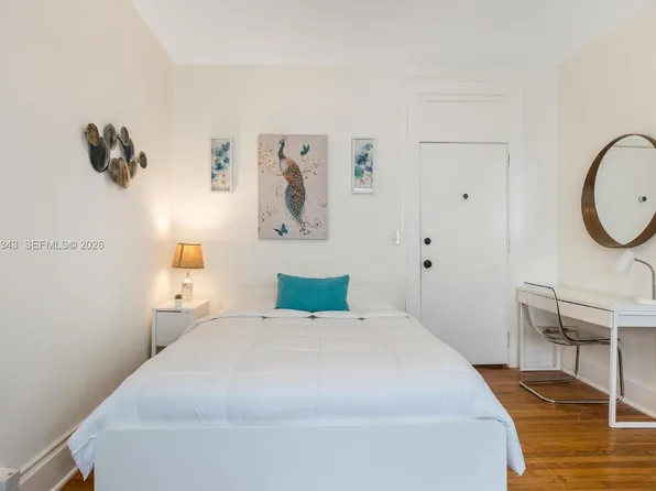 124 Mendoza Ave APT 4, Coral Gables, FL 33134