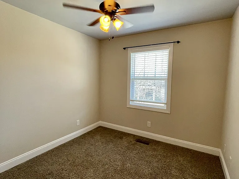 123 Portico St — Photo 20