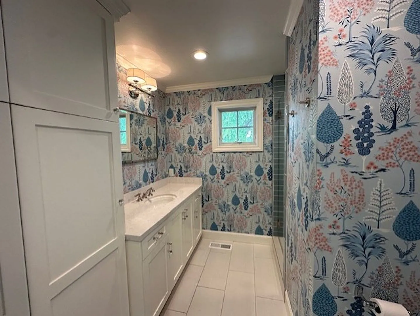 Pristine Monte Sereno! Awesome Back House in an exceptional neighborhood, gorgeous with a Pool! — Photo 2