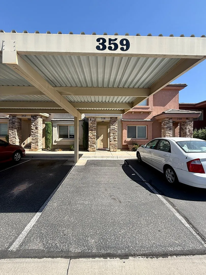 Building Photo - 2108 E 450 N #359