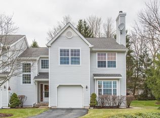 19 Winding Brook Rd, Hamburg, NJ 07419