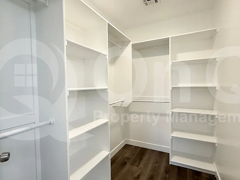 9160 N 67th Ave #212 — Photo 12