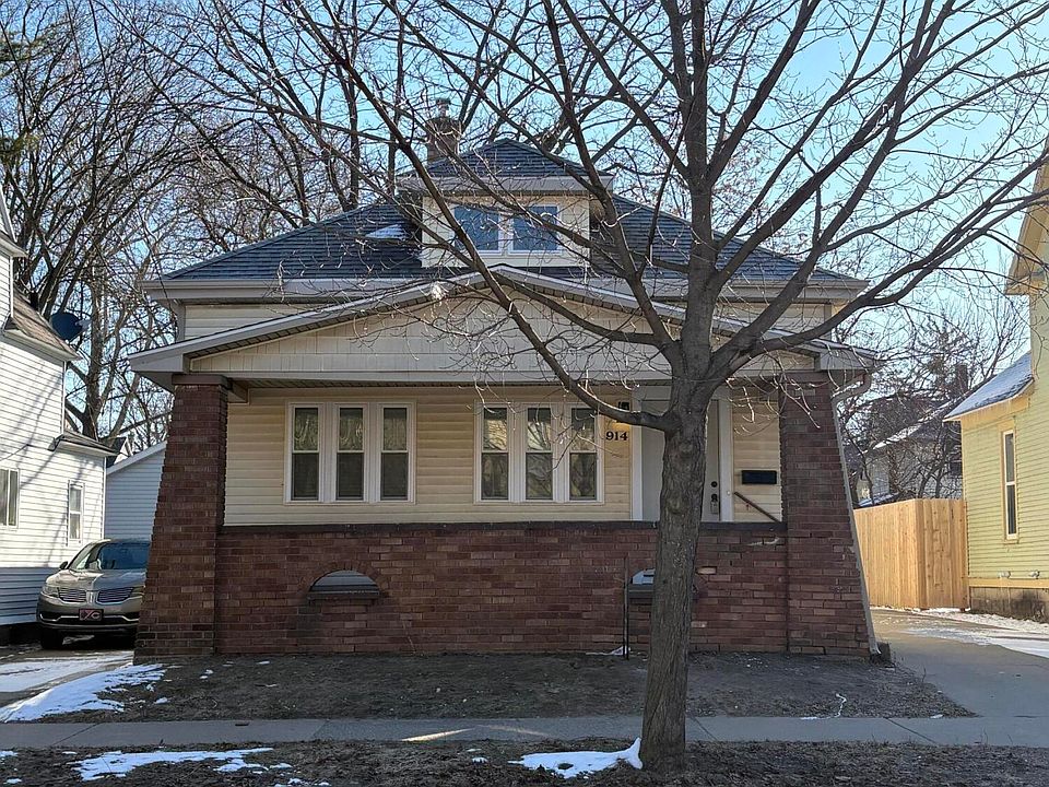 1st image of 914 Kalamazoo Ave SE