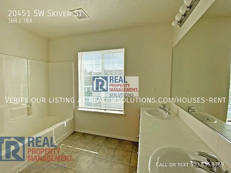 20451 SW Skiver St — Photo 25