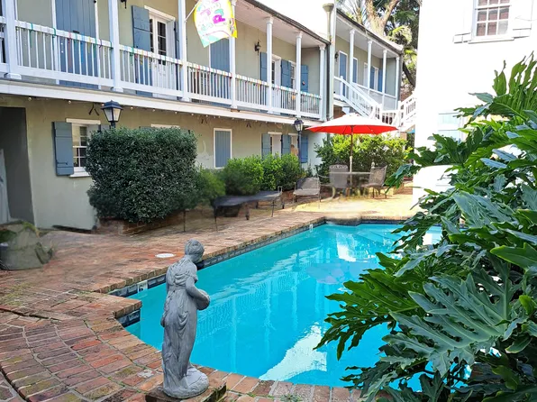 617 Dauphine St, New Orleans, LA