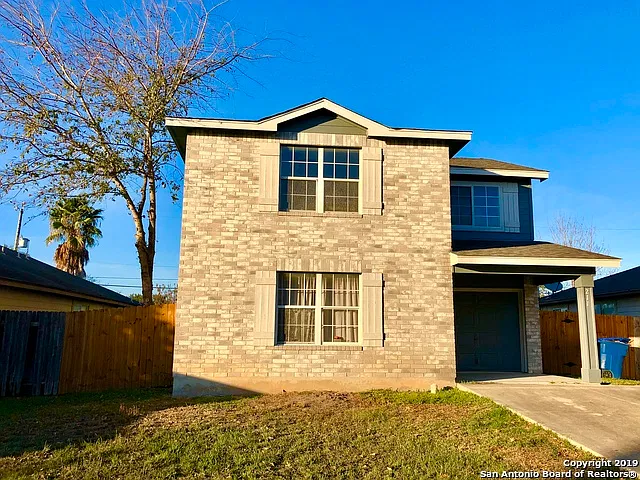 3 bed, 1.5 bath, 1319 sqft, $1,500 — Photo 3
