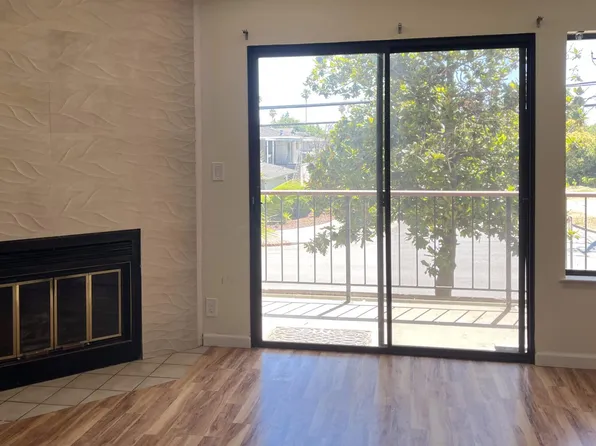 401 Northlake Dr APT 33, San Jose, CA 95117