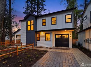 9016 124th Lane NE, Kirkland, WA